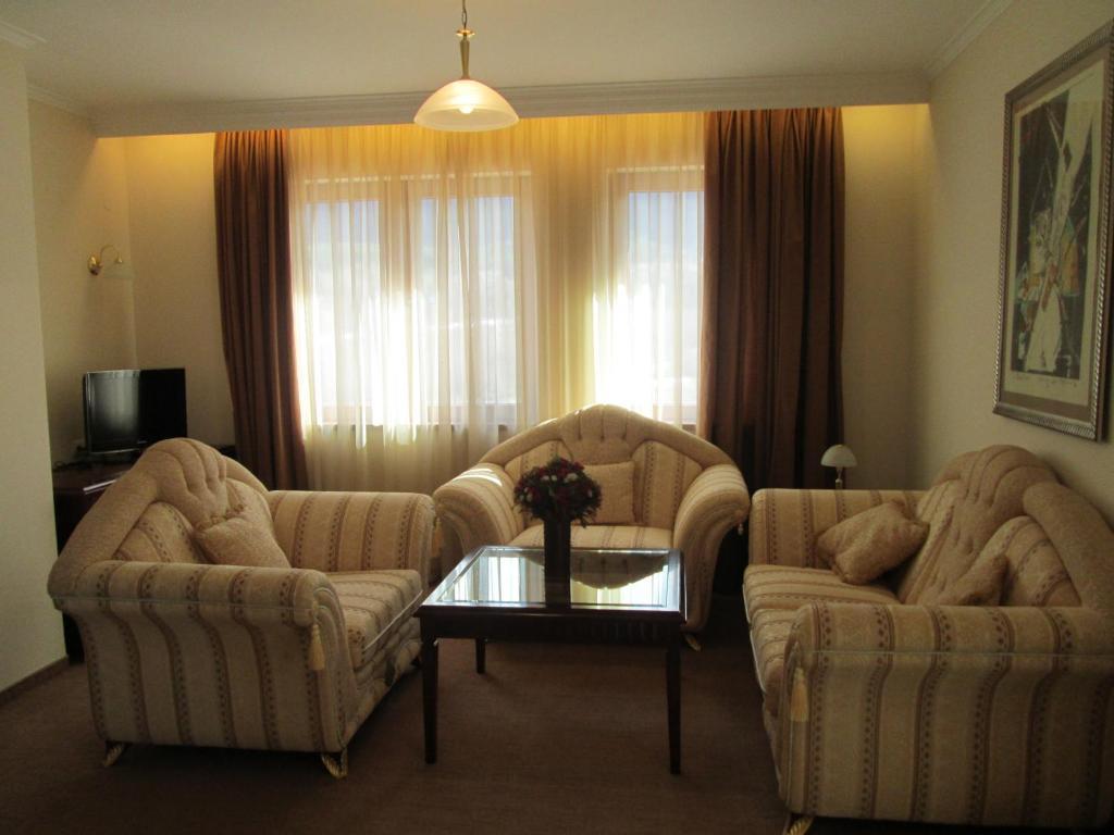Downtown Alexander Services Apartments Бансько Номер фото