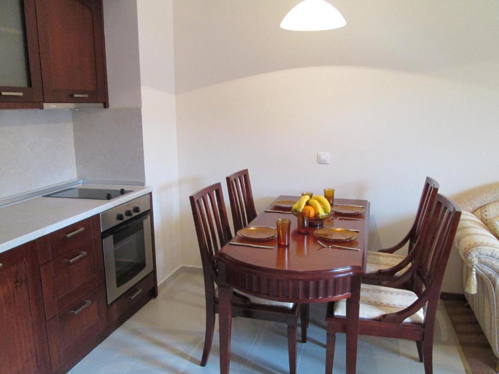 Downtown Alexander Services Apartments Бансько Номер фото