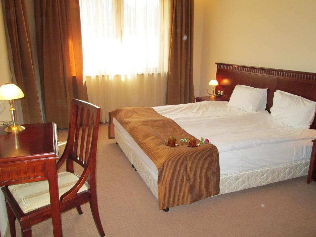 Downtown Alexander Services Apartments Бансько Номер фото