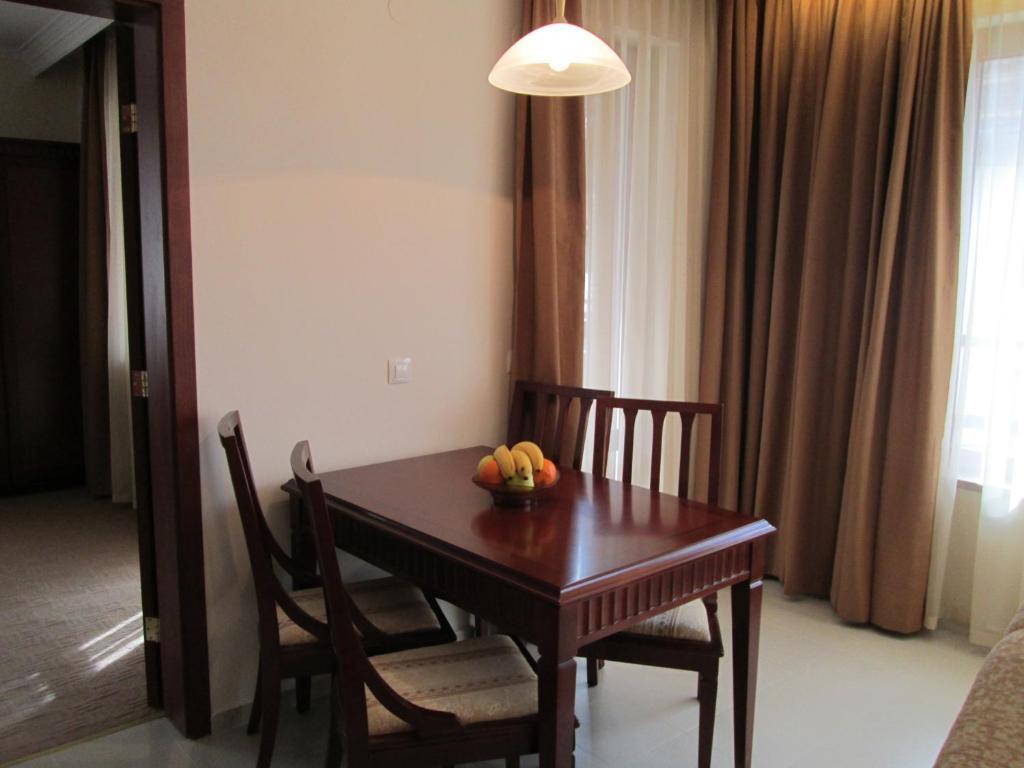 Downtown Alexander Services Apartments Бансько Номер фото